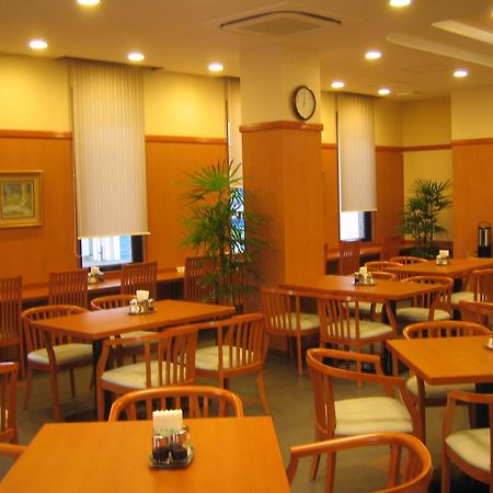 Hotel Route-Inn Kitakyushu-Wakamatsu Ekihigashi Ngoại thất bức ảnh