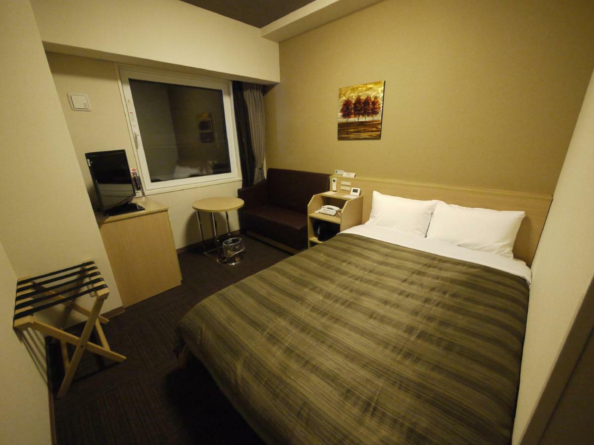 Hotel Route-Inn Kitakyushu-Wakamatsu Ekihigashi Ngoại thất bức ảnh